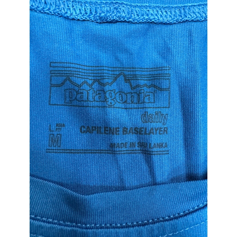 Patagonia Mens Capilene Daily Graphic T-Shirt Blue Fitz Roy Logo Size M - Picture 4 of 6